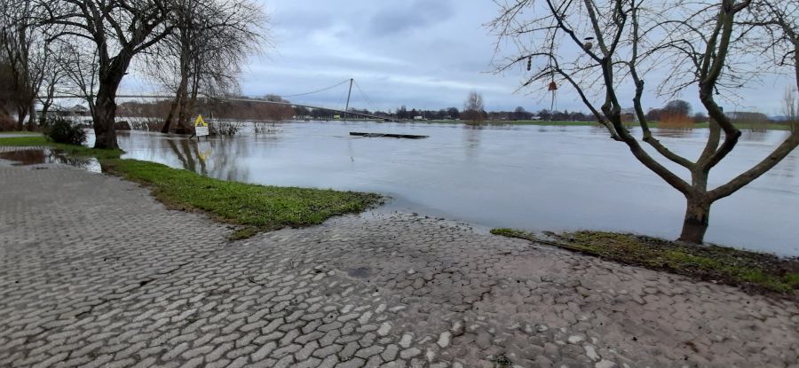 Hochwasser1 klein